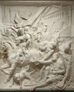 Alexandre et Diogène marble relief showing Alexander on horseback facing an elderly seated philosopher with soldiers and a banner around them.
