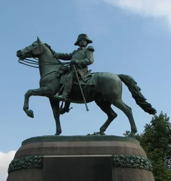 Israel Putnam Monument depicting a bronze military figure on a rearing horse atop a stone pedestal.
