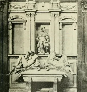 Tomb of Giuliano de\' Medici with a seated armored figure in a central niche and two reclining nude figures below.