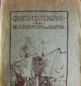 Stylized monument with a crown and coat of arms rising from waves, with two sailing ships in the background and the title text above.