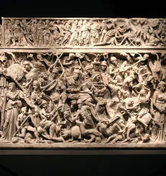 Portonaccio Sarcophagus with a crowded battle relief and carved figures on the lid