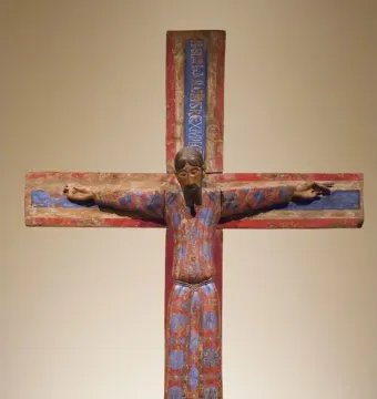 Batlló Majesty painted wooden crucifix with Christ shown on the cross.