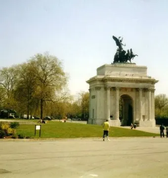 Duke of Wellington Statue beside Wellington Arch at Hyde Park Corner
