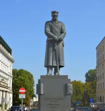 Józef Piłsudski Monument, a bronze statue of a man in military uniform on a tall granite pedestal in Warsaw.