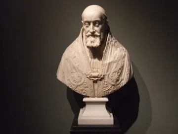 Marble bust of Pope Gregory XV in ornate ecclesiastical robes