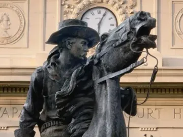Buckey O\'Neill Monument bronze equestrian statue in front of the Yavapai County Courthouse