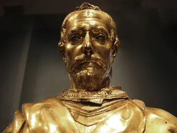 Saint Rossore Reliquary with a golden bust of a bearded man wearing an ornate collar and elaborate shoulder decoration.
