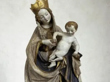 Beautiful Madonna of Wrocław, a painted and gilded Gothic sculpture of the Virgin Mary holding the infant Jesus.