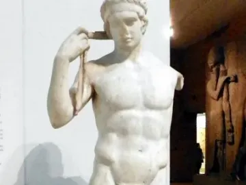 Farnese Diadumenos marble statue of a nude male athlete tying a band around his head