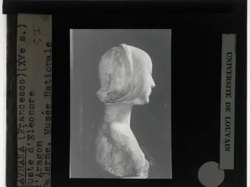 Profile bust portrait of Eleanor of Aragon, facing right.